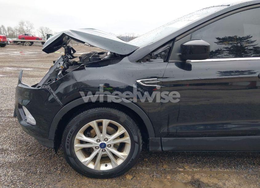 Photo 18 of 2017 Ford Escape SE (VIN 1FMCU0GD3HUC86839)