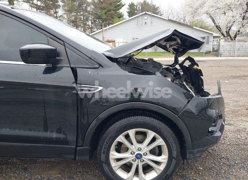 Photo 19 of 2017 Ford Escape SE (VIN 1FMCU0GD3HUC86839)