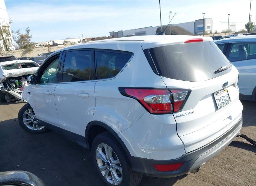 Photo 15 of 2017 Ford Escape SE (VIN 1FMCU0GD3HUD42424)
