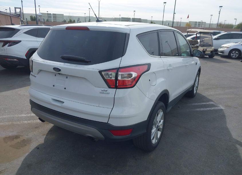 Photo 4 of 2017 Ford Escape SE (VIN 1FMCU0GD3HUD42424)