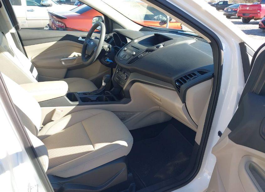 Photo 5 of 2017 Ford Escape SE (VIN 1FMCU0GD3HUD91266)