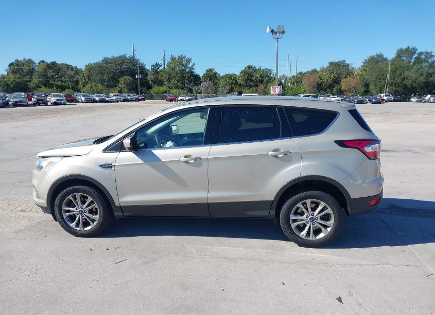 Photo 14 of 2017 Ford Escape SE (VIN 1FMCU0GD3HUD91901)