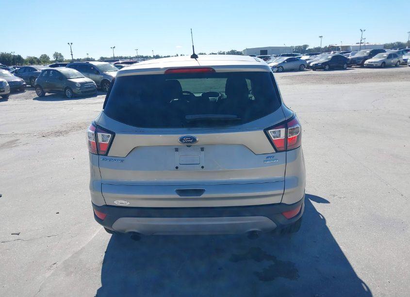 Photo 16 of 2017 Ford Escape SE (VIN 1FMCU0GD3HUD91901)