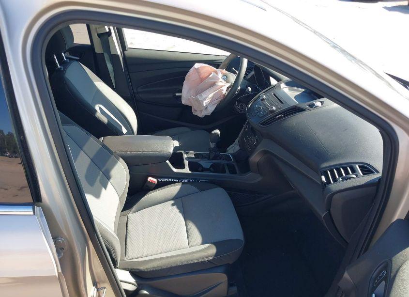 Photo 5 of 2017 Ford Escape SE (VIN 1FMCU0GD3HUD91901)