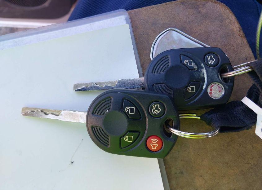 Photo 11 of 2017 Ford Escape SE (VIN 1FMCU0GD3HUE64782)