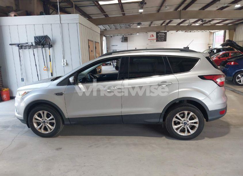 Photo 14 of 2017 Ford Escape SE (VIN 1FMCU0GD3HUE84496)