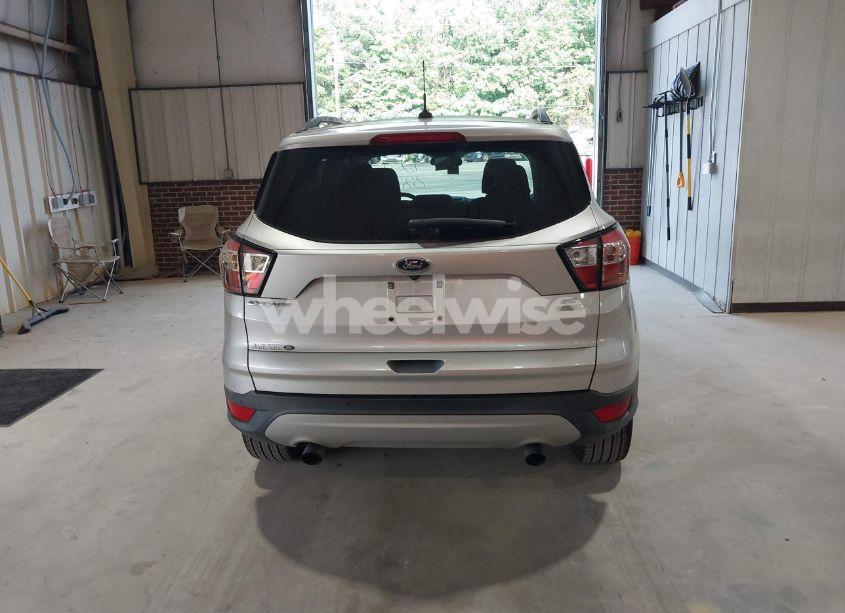 Photo 16 of 2017 Ford Escape SE (VIN 1FMCU0GD3HUE84496)