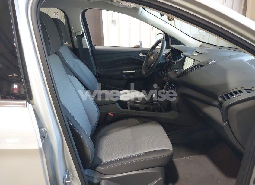 Photo 5 of 2017 Ford Escape SE (VIN 1FMCU0GD3HUE84496)