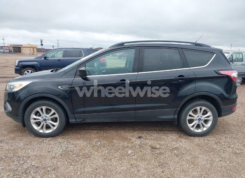 Photo 14 of 2017 Ford Escape SE (VIN 1FMCU0GD3HUF06237)