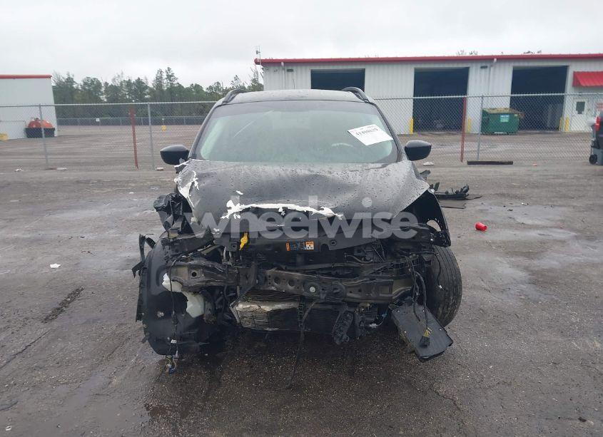 Photo 6 of 2018 Ford Escape SE (VIN 1FMCU0GD3JUA02082)