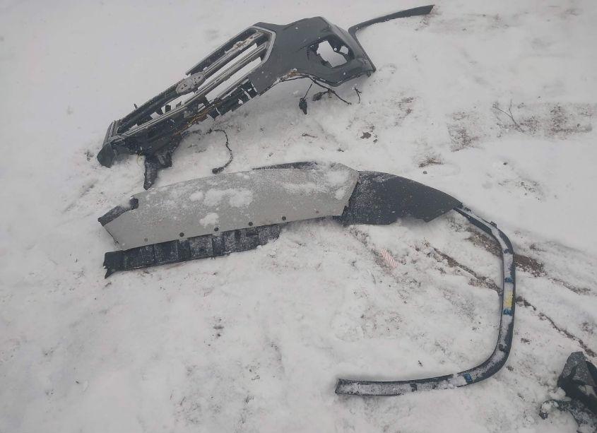 Photo 12 of 2018 Ford Escape SE (VIN 1FMCU0GD3JUA43540)