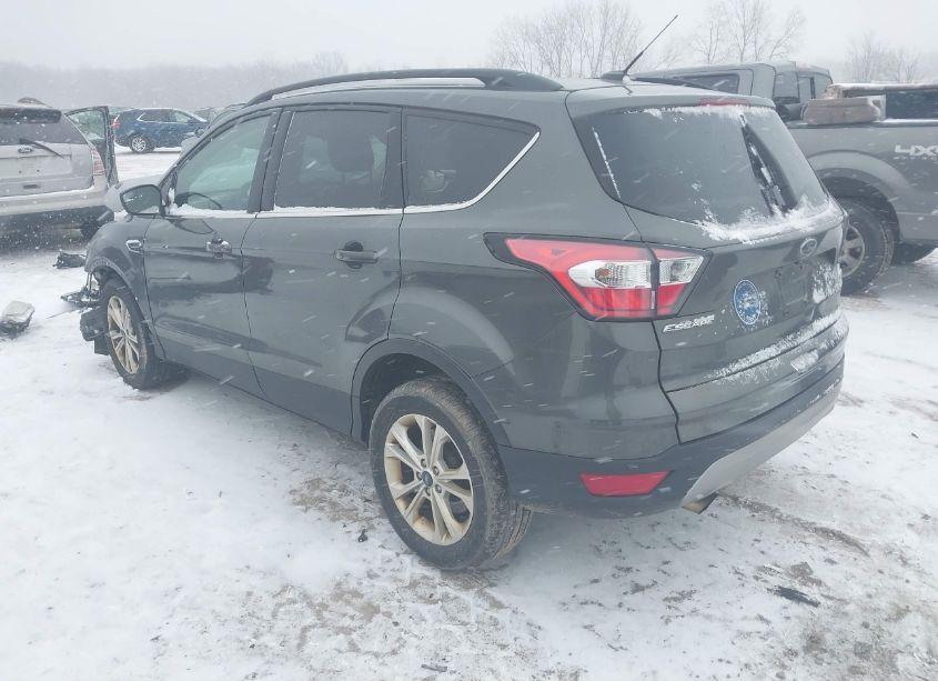 Photo 3 of 2018 Ford Escape SE (VIN 1FMCU0GD3JUA43540)