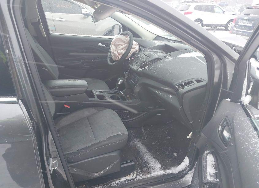 Photo 5 of 2018 Ford Escape SE (VIN 1FMCU0GD3JUA43540)