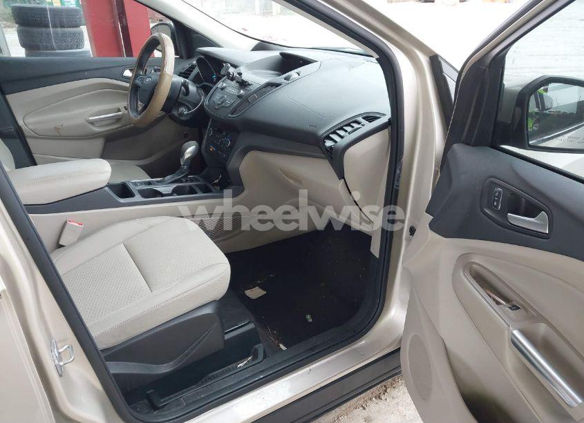 Photo 5 of 2018 Ford Escape SE (VIN 1FMCU0GD3JUA79633)