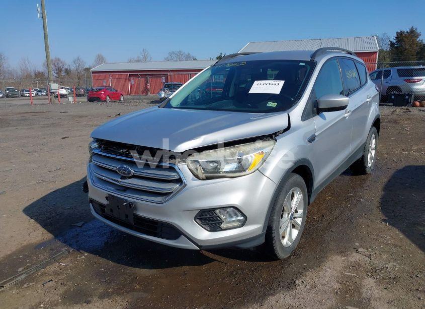Photo 6 of 2018 Ford Escape SE (VIN 1FMCU0GD3JUB15708)