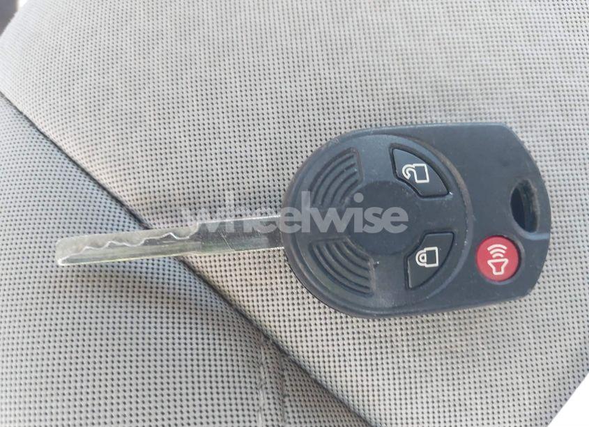 Photo 11 of 2018 Ford Escape SE (VIN 1FMCU0GD3JUB31620)