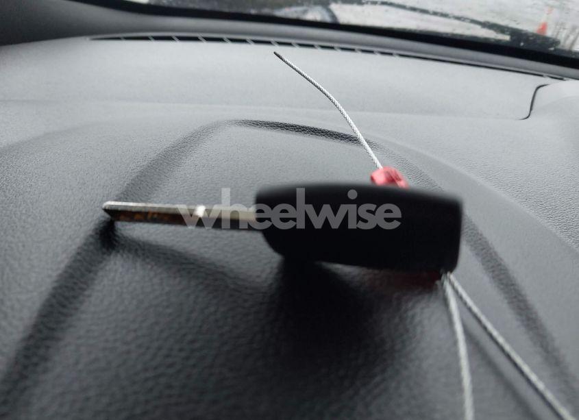 Photo 11 of 2018 Ford Escape SE (VIN 1FMCU0GD3JUC26548)