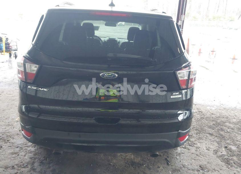 Photo 16 of 2018 Ford Escape SE (VIN 1FMCU0GD3JUC26548)