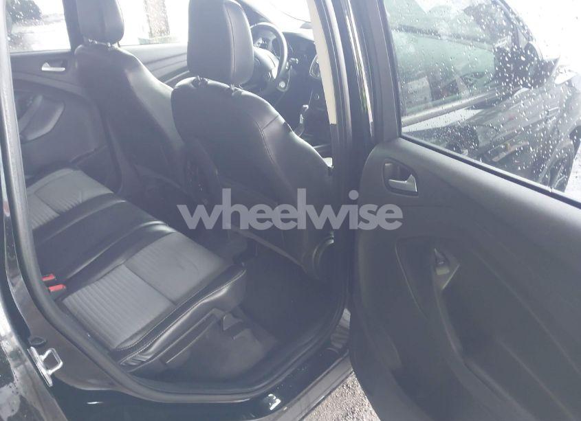 Photo 8 of 2018 Ford Escape SE (VIN 1FMCU0GD3JUC26548)