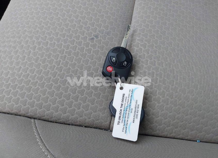 Photo 11 of 2018 Ford Escape SE (VIN 1FMCU0GD3JUC27392)