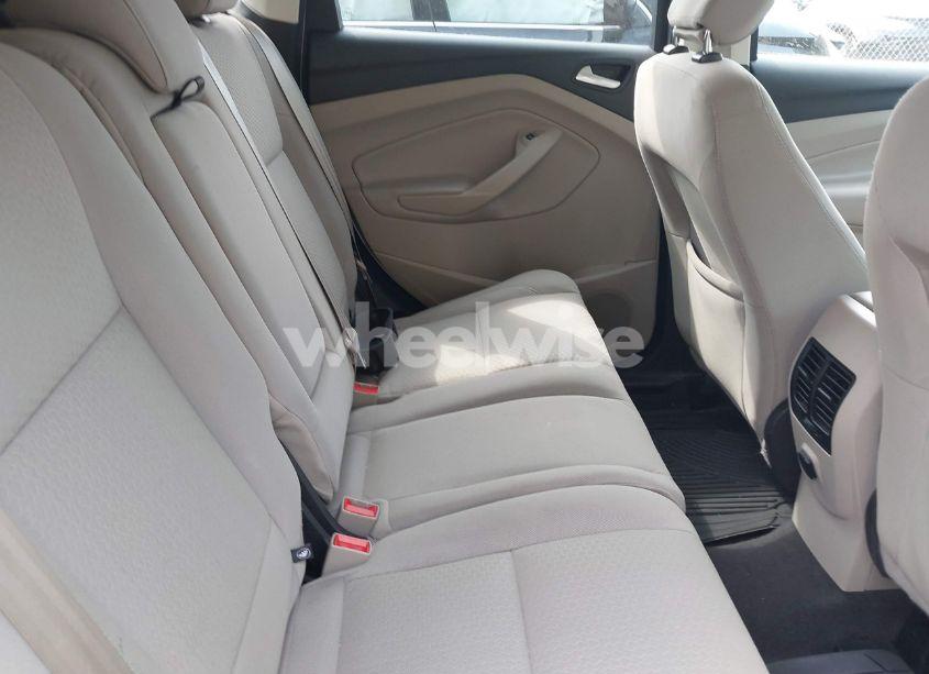 Photo 8 of 2018 Ford Escape SE (VIN 1FMCU0GD3JUC27392)