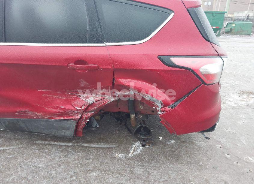 Photo 17 of 2018 Ford Escape SE (VIN 1FMCU0GD3JUC28526)