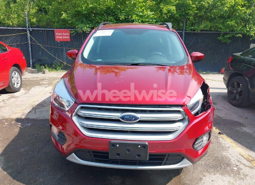 Photo 13 of 2018 Ford Escape SE (VIN 1FMCU0GD3JUC34570)