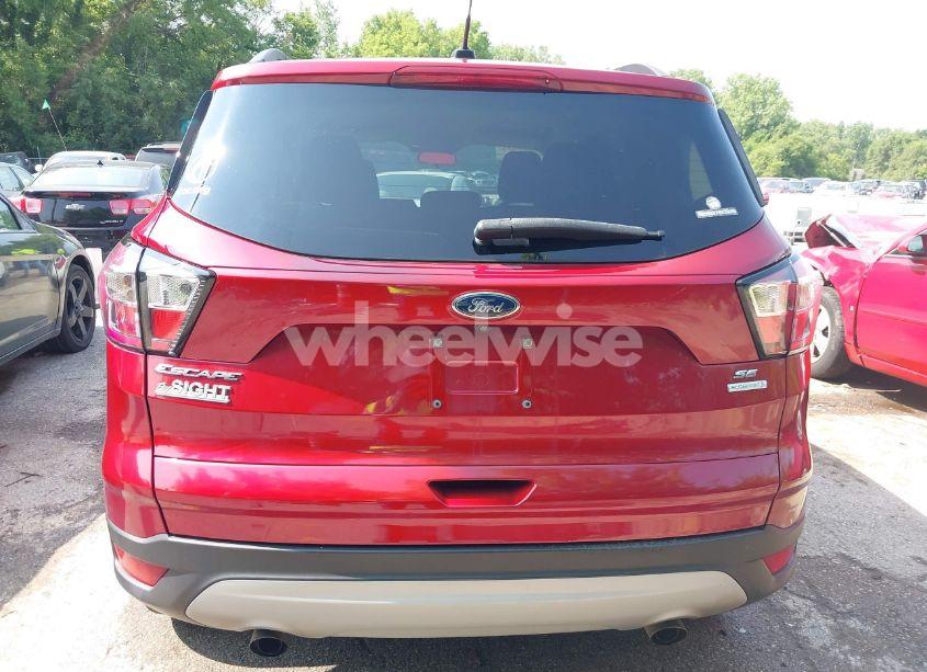 Photo 17 of 2018 Ford Escape SE (VIN 1FMCU0GD3JUC34570)