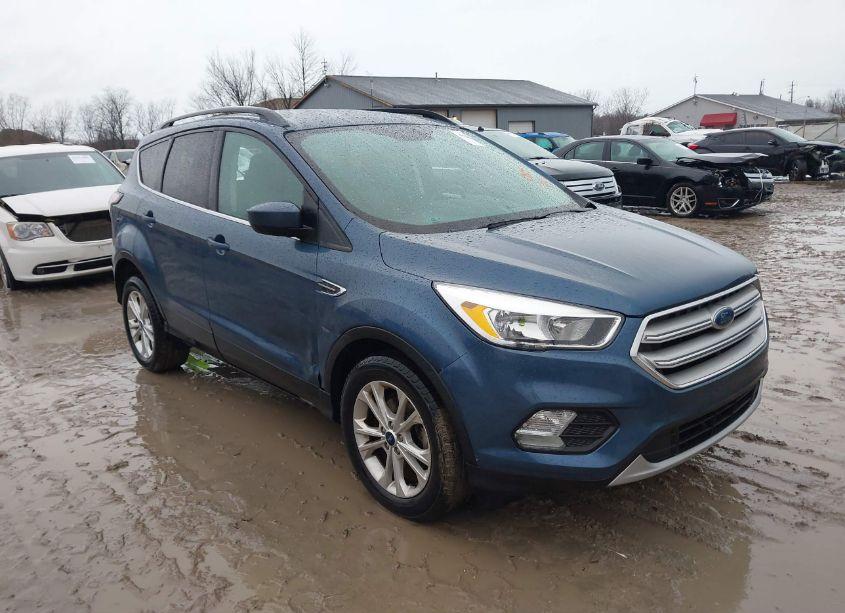 2018 Ford Escape SE (VIN 1FMCU0GD3JUC85714) main photo