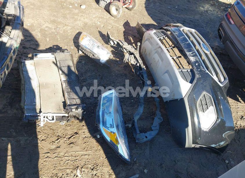 Photo 12 of 2018 Ford Escape SE (VIN 1FMCU0GD3JUD41098)