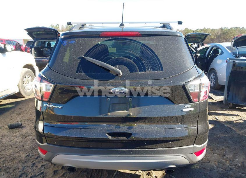 Photo 17 of 2018 Ford Escape SE (VIN 1FMCU0GD3JUD41098)