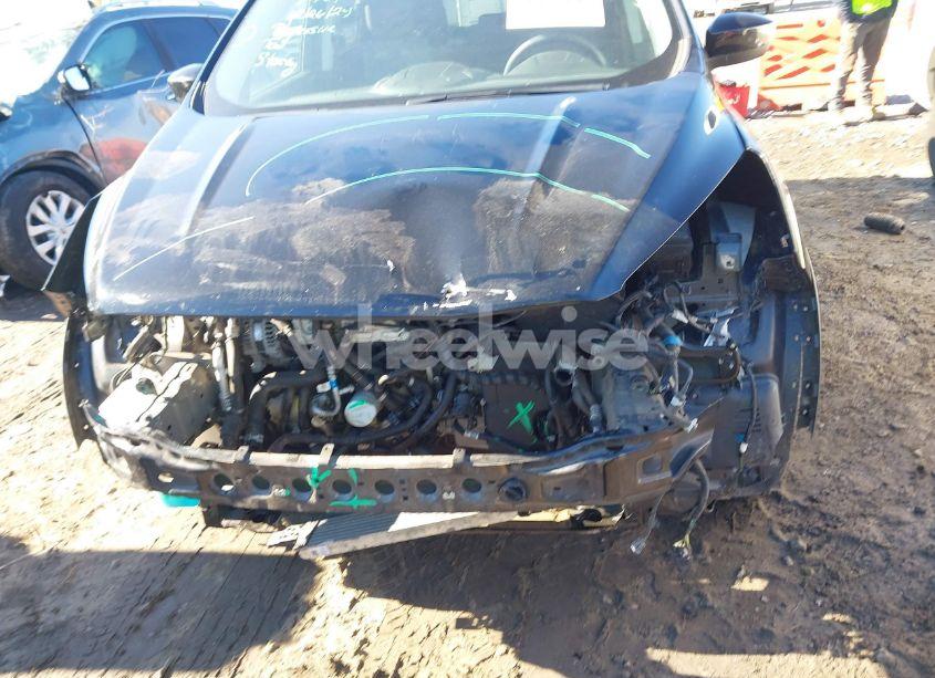 Photo 6 of 2018 Ford Escape SE (VIN 1FMCU0GD3JUD41098)