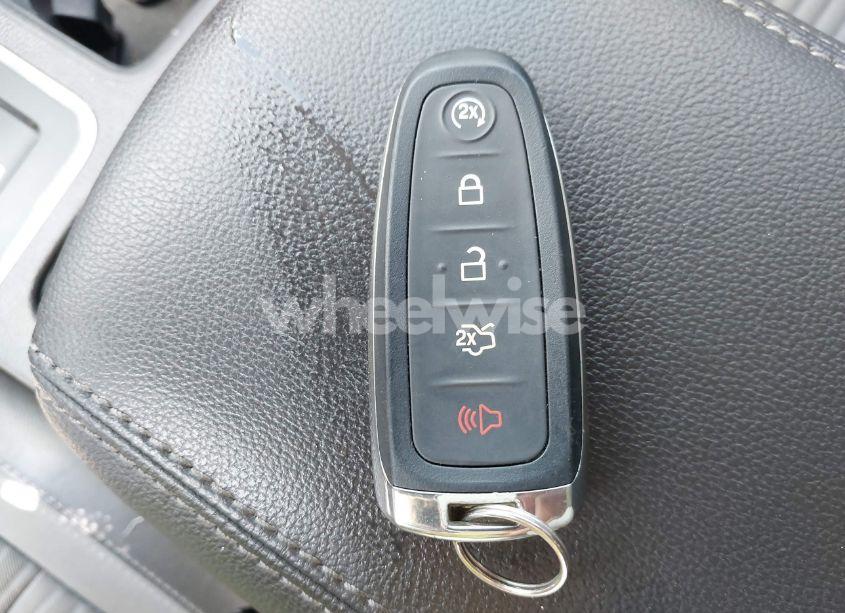 Photo 11 of 2019 Ford Escape SE (VIN 1FMCU0GD3KUA12547)