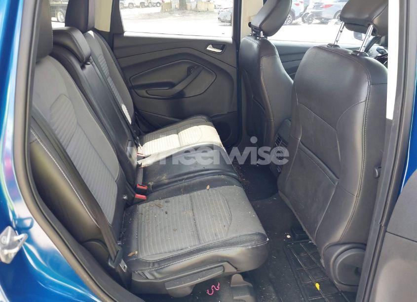 Photo 8 of 2019 Ford Escape SE (VIN 1FMCU0GD3KUA12547)