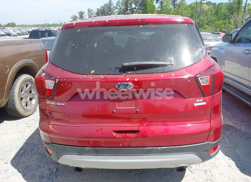Photo 16 of 2019 Ford Escape SE (VIN 1FMCU0GD3KUA58413)