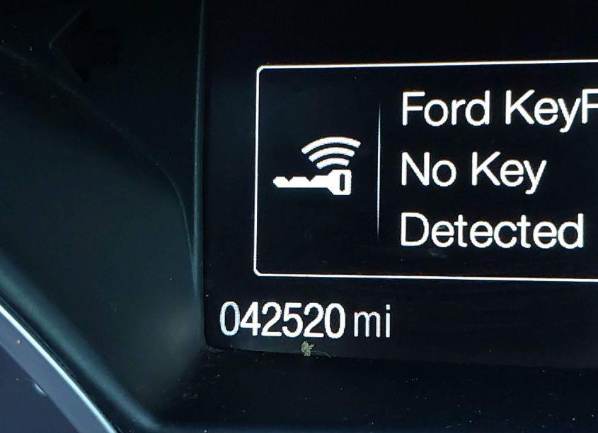 Photo 15 of 2019 Ford Escape SE (VIN 1FMCU0GD3KUA62414)