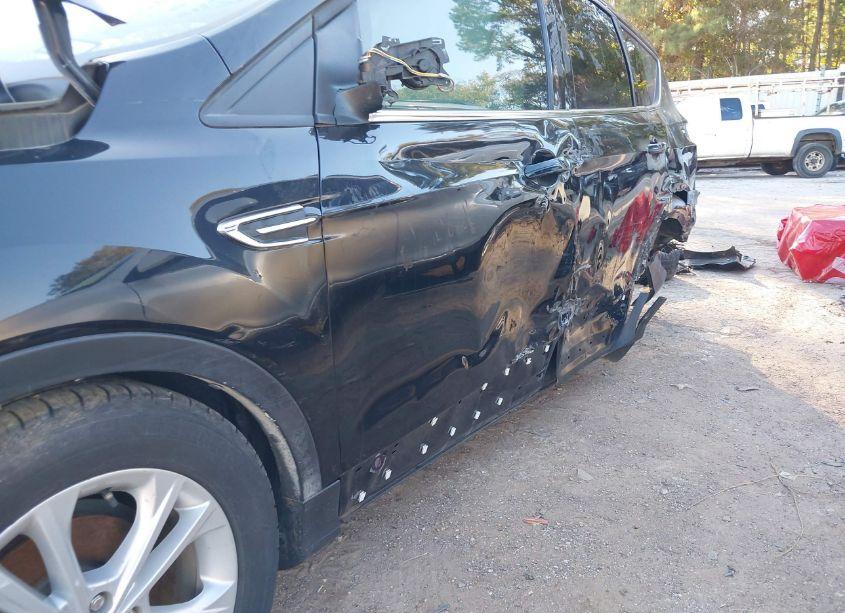 Photo 18 of 2019 Ford Escape SE (VIN 1FMCU0GD3KUA62414)