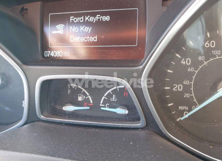 Photo 7 of 2019 Ford Escape SE (VIN 1FMCU0GD3KUC04793)