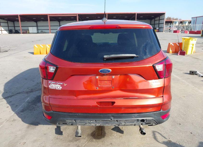 Photo 16 of 2019 Ford Escape SE (VIN 1FMCU0GD3KUC51872)