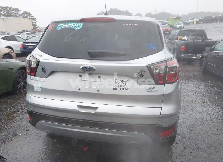 Photo 16 of 2017 Ford Escape SE (VIN 1FMCU0GD4HUA53374)