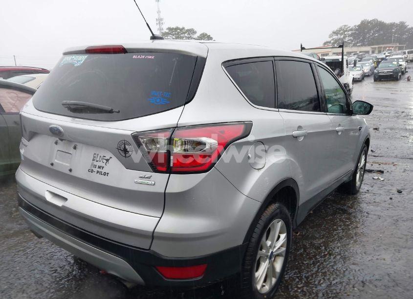 Photo 4 of 2017 Ford Escape SE (VIN 1FMCU0GD4HUA53374)
