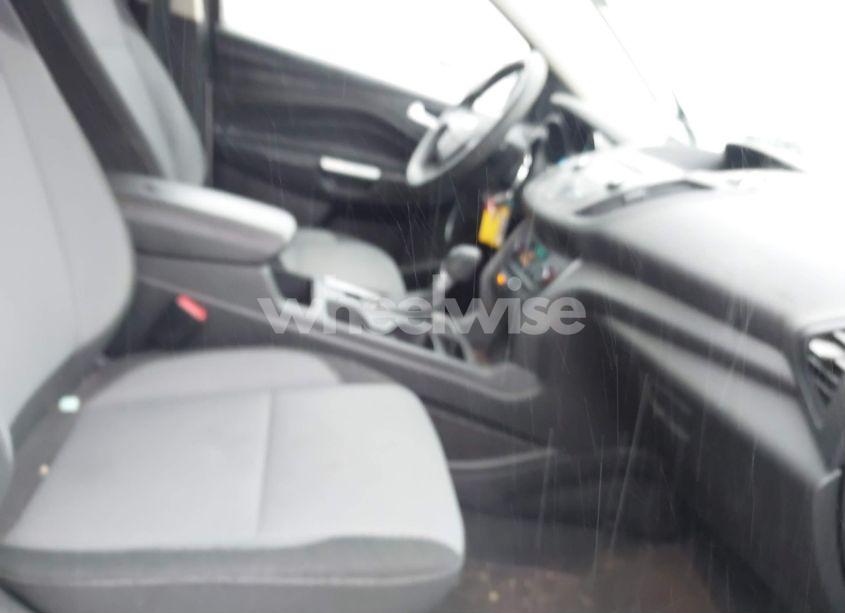 Photo 5 of 2017 Ford Escape SE (VIN 1FMCU0GD4HUA53374)