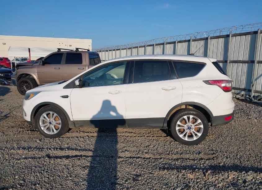 Photo 14 of 2017 Ford Escape SE (VIN 1FMCU0GD4HUA99268)