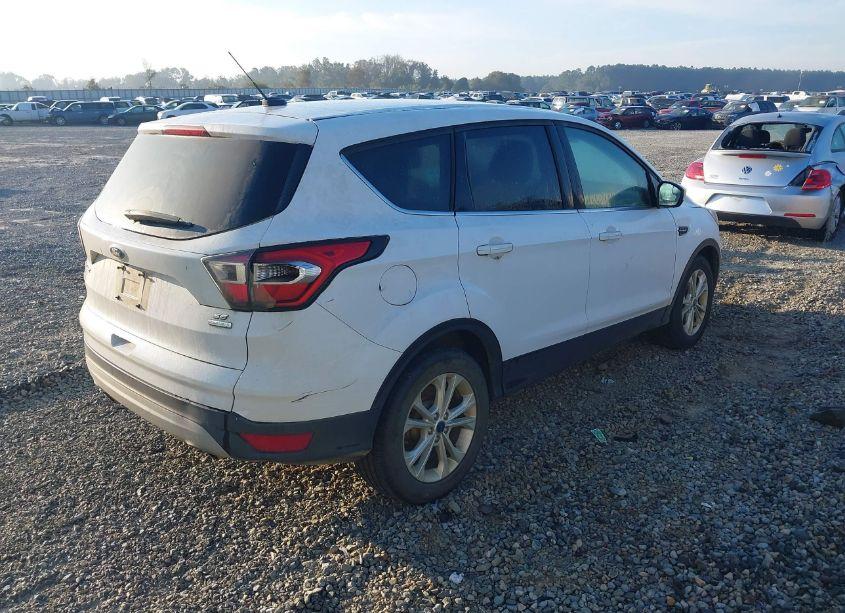 Photo 4 of 2017 Ford Escape SE (VIN 1FMCU0GD4HUA99268)