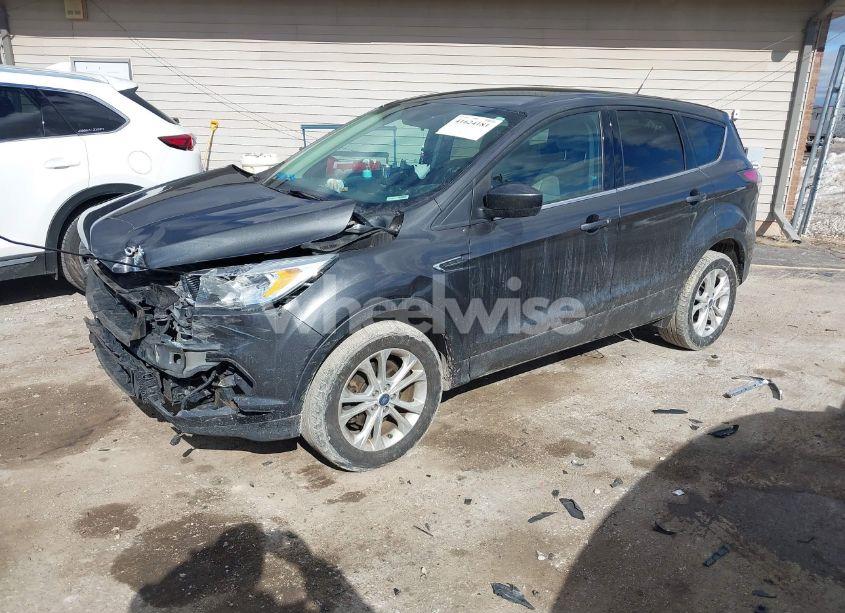 Photo 2 of 2017 Ford Escape SE (VIN 1FMCU0GD4HUB08910)