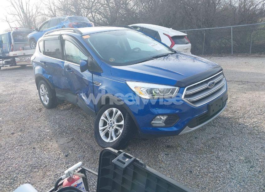 2017 Ford Escape SE (VIN 1FMCU0GD4HUB51370) main photo