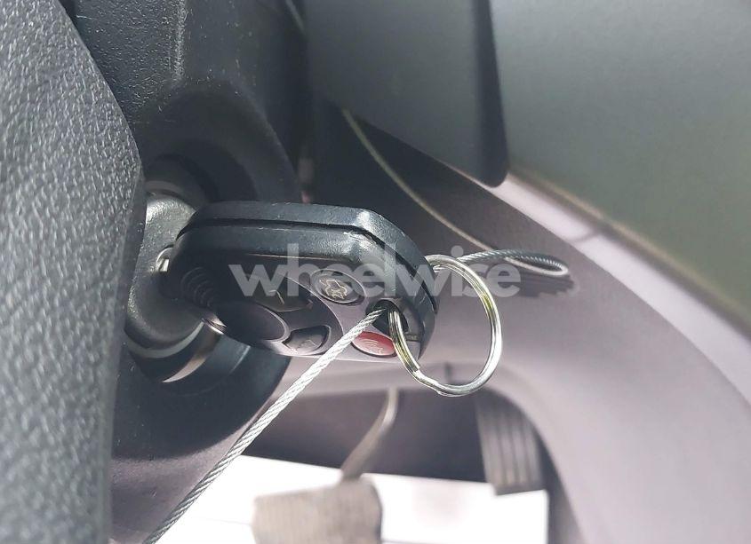 Photo 11 of 2017 Ford Escape SE (VIN 1FMCU0GD4HUB51370)