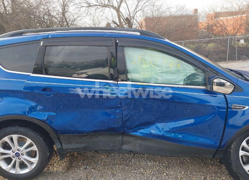 Photo 18 of 2017 Ford Escape SE (VIN 1FMCU0GD4HUB51370)