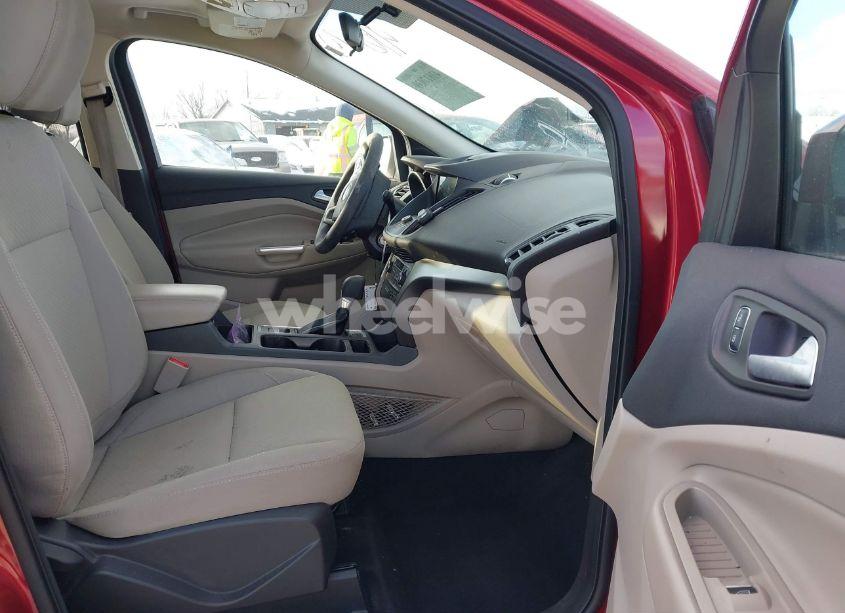 Photo 5 of 2017 Ford Escape SE (VIN 1FMCU0GD4HUC41974)