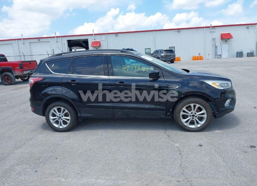Photo 13 of 2017 Ford Escape SE (VIN 1FMCU0GD4HUC76482)
